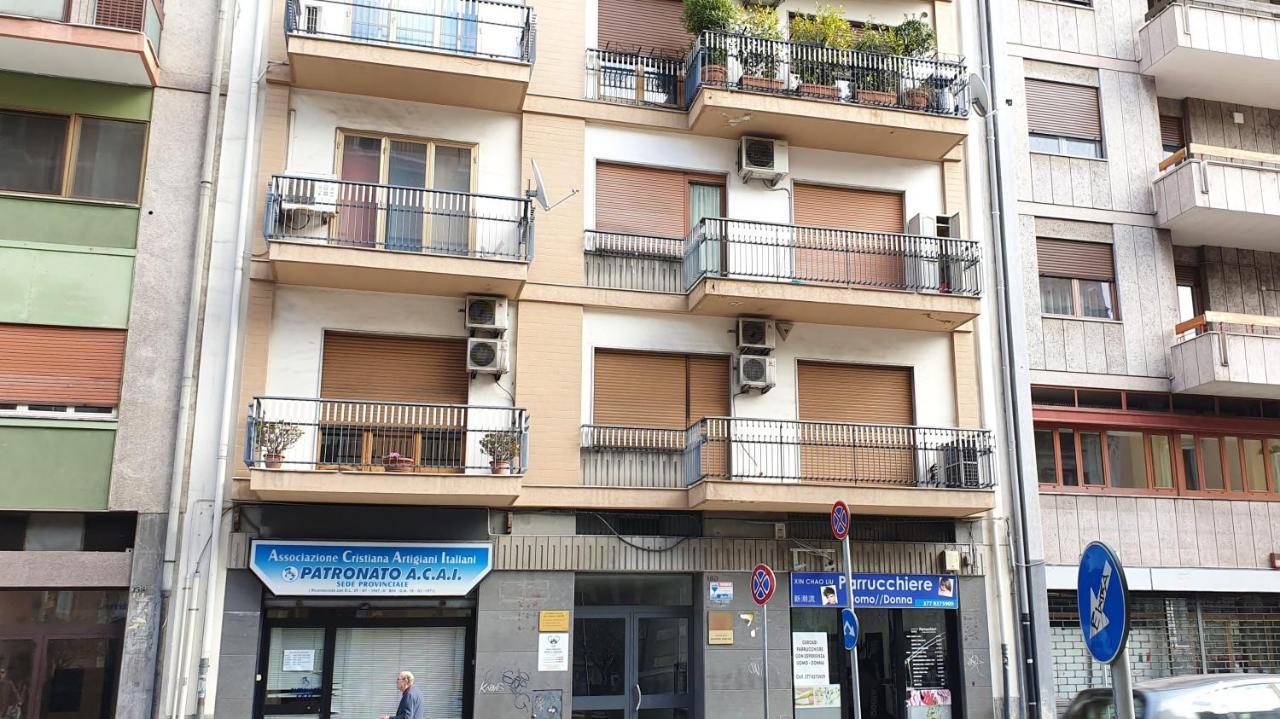 Urban Homy - Bari Centro Apartamento Exterior foto